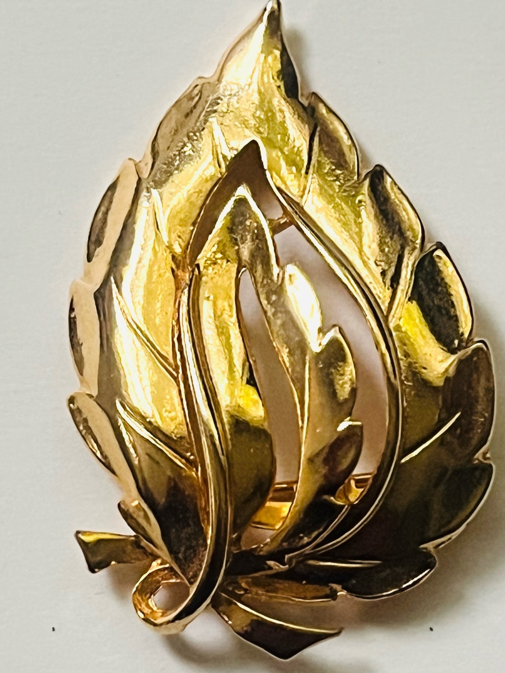 Gold Leaf Vintage-Style Brooch